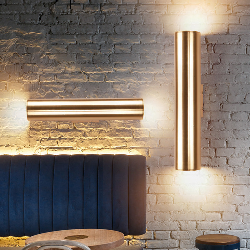 "Vintage Iron Wall Lamp – Industrial Retro-Style Indoor & Outdoor Lighting Fixture"