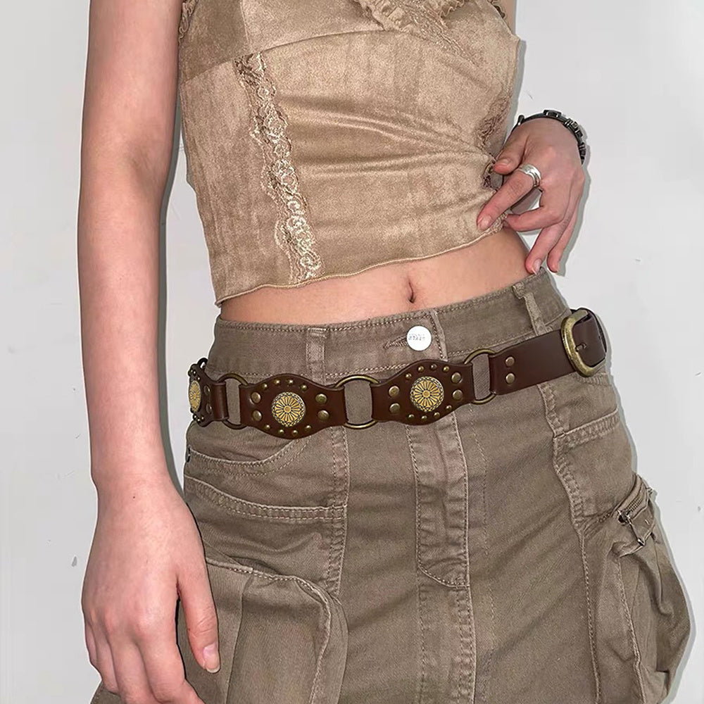 "Vintage Riveted Metal Buckle Belt – Punk Hip Hop Fashion for Men & Women"